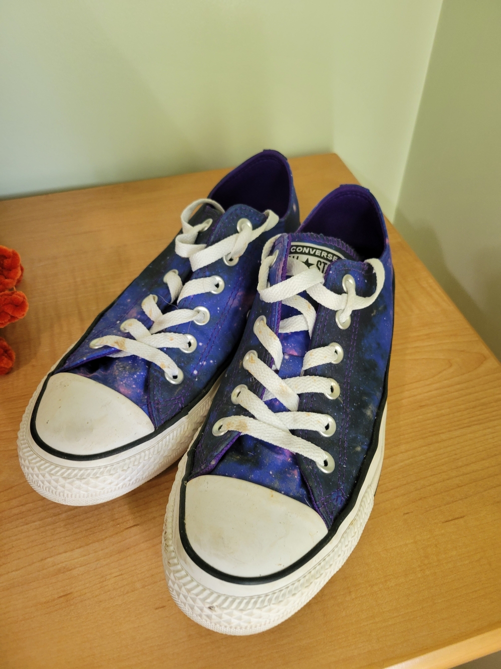 Converse Low Top Galaxy Print Sneakers in Purple/Blue
